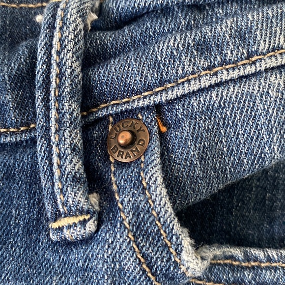 Lucky Brand Sweet N Low Jeans - Picture 5 of 14
